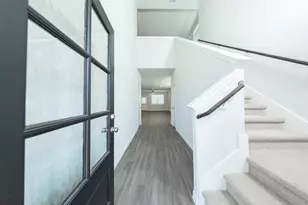 15634 Buffalo Mdw Ct, Houston, TX 77090 - Photo 4