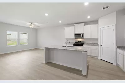 11962 Wisteria Meadows Drive, Willis, TX 77318 - Photo 6