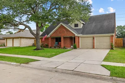 2915 Bentley Court, Pearland, TX 77584 - Photo 6