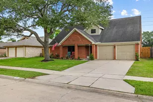 2915 Bentley Ct, Pearland, TX 77584 - Photo 6