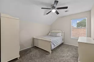 2915 Bentley Ct, Pearland, TX 77584 - Photo 20