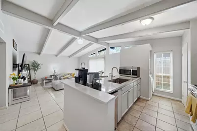 4102 Sherwood Lane #8, Houston, TX 77092 - Photo 12