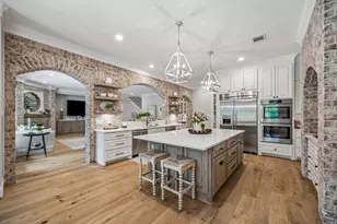 822 Riedel Dr, Houston, TX 77024 - Photo 4