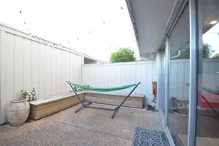 6310 Chevy Chase Dr, Houston, TX 77057 - Photo 8