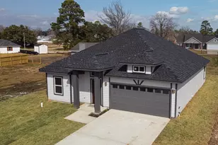 175 Deep Woods Ln, Livingston, TX 77351 - Photo 1