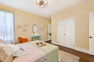 3927 Bernardo De Galvez Ave, Galveston, TX 77550 - Photo 18