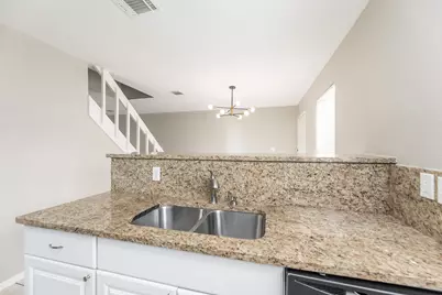 1930 Avenue B, Katy, TX 77493 - Photo 8