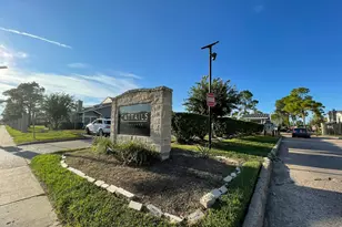 12250 Coppertree Ln, Houston, TX 77035 - Photo 14