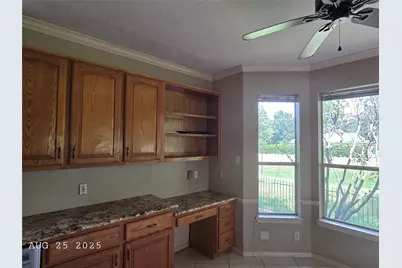 34 N Copperknoll Circle, The Woodlands, TX 77381 - Photo 12