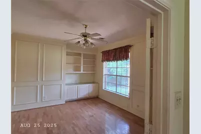 34 N Copperknoll Circle, The Woodlands, TX 77381 - Photo 6