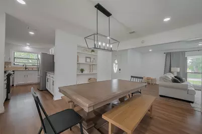 8057 Ridgeview Drive, Houston, TX 77055 - Photo 14