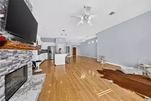 9825 Meredith Elise Ct, Houston, TX 77025 - Photo 22