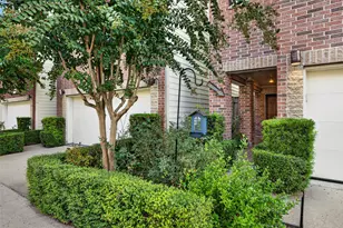 9825 Meredith Elise Ct, Houston, TX 77025 - Photo 4