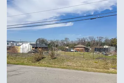 719 E Whitney Street, Houston, TX 77022 - Photo 4