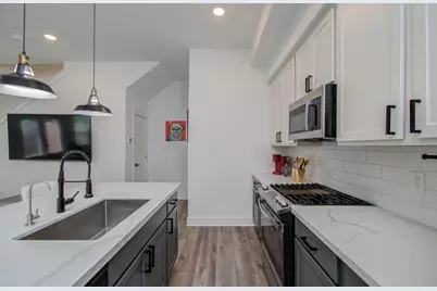 970 Highland Sound Lane, Houston, TX 77091 - Photo 8