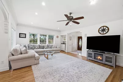 9584 Briar Forest Drive, Houston, TX 77063 - Photo 8