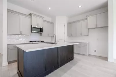 833 Laguna Green Lane, Katy, TX 77493 - Photo 2