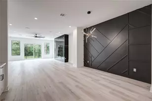 4531 Creekmont Dr, Houston, TX 77091 - Photo 8