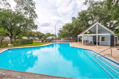 10415 Leawood Boulevard, Houston, TX 77099 - Photo 38