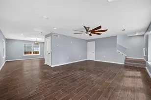 1933 Santa Rosa St, Houston, TX 77023 - Photo 10