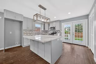 1933 Santa Rosa St, Houston, TX 77023 - Photo 18