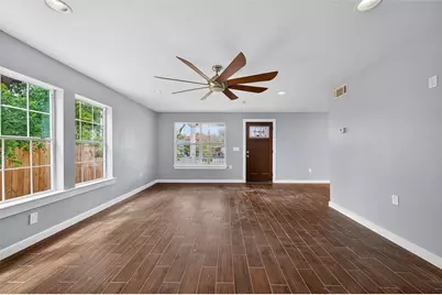 1933 Santa Rosa Street, Houston, TX 77023 - Photo 12