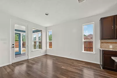 13019 Foxwood Creek Lane, Houston, TX 77044 - Photo 8