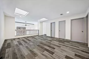 727 Bunker Hill Rd, Houston, TX 77024 - Photo 24