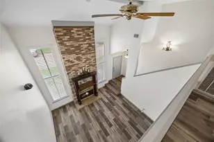 727 Bunker Hill Rd, Houston, TX 77024 - Photo 22