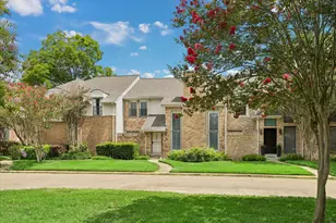 727 Bunker Hill Rd, Houston, TX 77024 - Photo 1