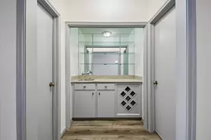 727 Bunker Hill Rd, Houston, TX 77024 - Photo 8
