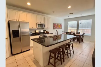 2 Stone Arrow Place, The Woodlands, TX 77382 - Photo 6