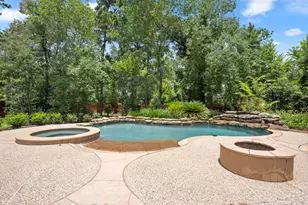 8961 Fallsbrook Ct, Conroe, TX 77302 - Photo 38