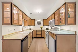 5711 Sugar Hill Dr, Houston, TX 77057 - Photo 4