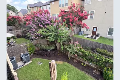 10602 Enclave Shadows Court, Houston, TX 77043 - Photo 48