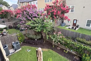 10602 Enclave Shadows Ct, Houston, TX 77043 - Photo 48