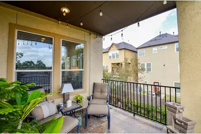 10602 Enclave Shadows Court, Houston, TX 77043 - Photo 4