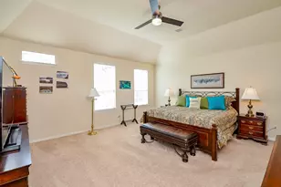 10602 Enclave Shadows Ct, Houston, TX 77043 - Photo 40