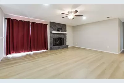 1403 Neptune Lane, Houston, TX 77062 - Photo 2