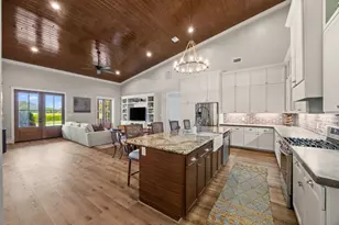 31011 N Fulshear Dr, Fulshear, TX 77441 - Photo 14