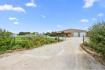 31011 N Fulshear Drive, Fulshear, TX 77441 - Photo 2