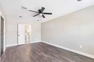 6152 Doulton Dr, Houston, TX 77033 - Photo 22