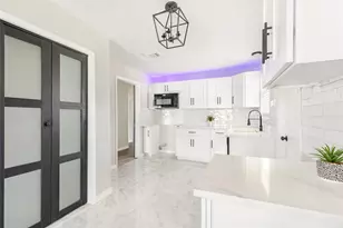 6152 Doulton Dr, Houston, TX 77033 - Photo 12