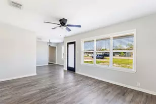 6152 Doulton Dr, Houston, TX 77033 - Photo 8