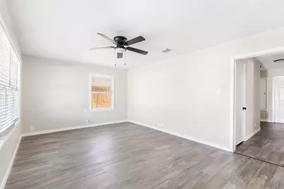 6152 Doulton Drive, Houston, TX 77033 - Photo 6