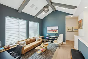 719 E 6th 1/2 St, Houston, TX 77007 - Photo 14