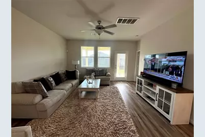 7076 Silverleaf Oak Street, Conroe, TX 77304 - Photo 4