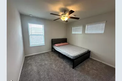 7076 Silverleaf Oak Street, Conroe, TX 77304 - Photo 16