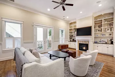 1010 Nicholson Street, Houston, TX 77008 - Photo 12
