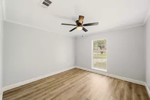 1310 Burning Tree Rd, Houston, TX 77339 - Photo 18